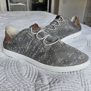 EUC Olukai Womens Hale'iwa Li Ha'a Women Size 7.5 Brown Grey Slipon